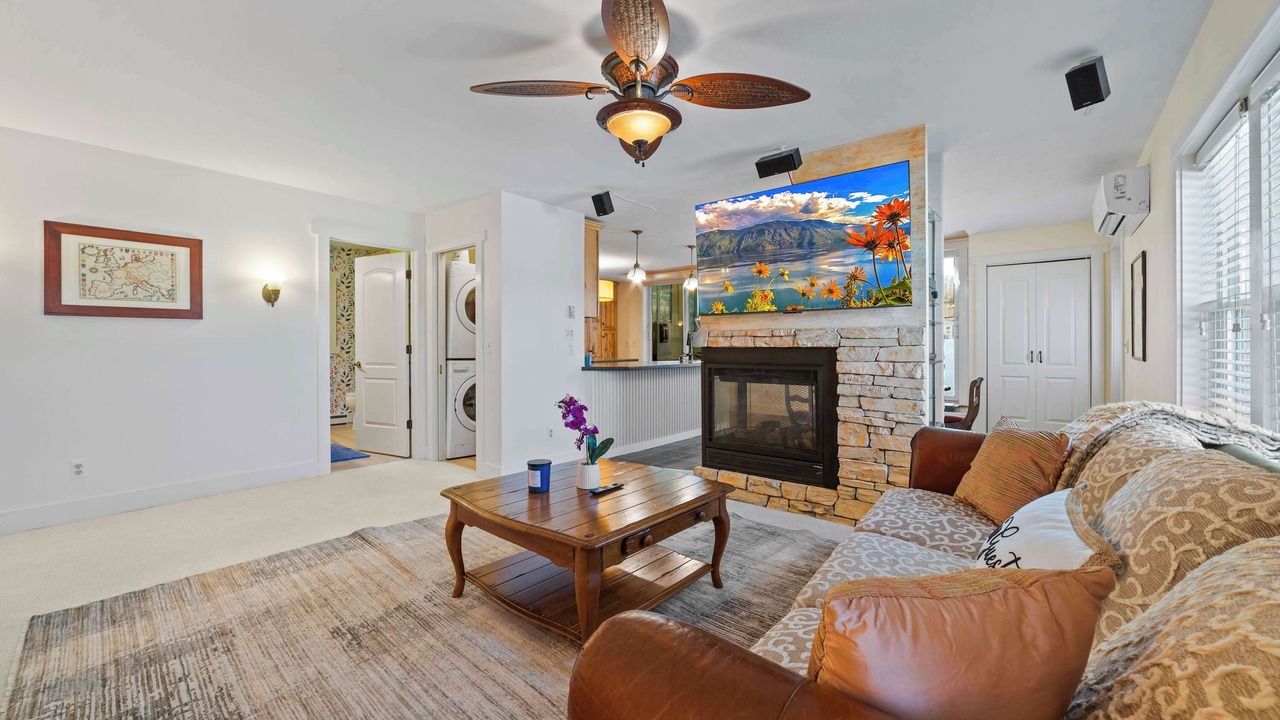 Photo of Livingroom in Bellaire