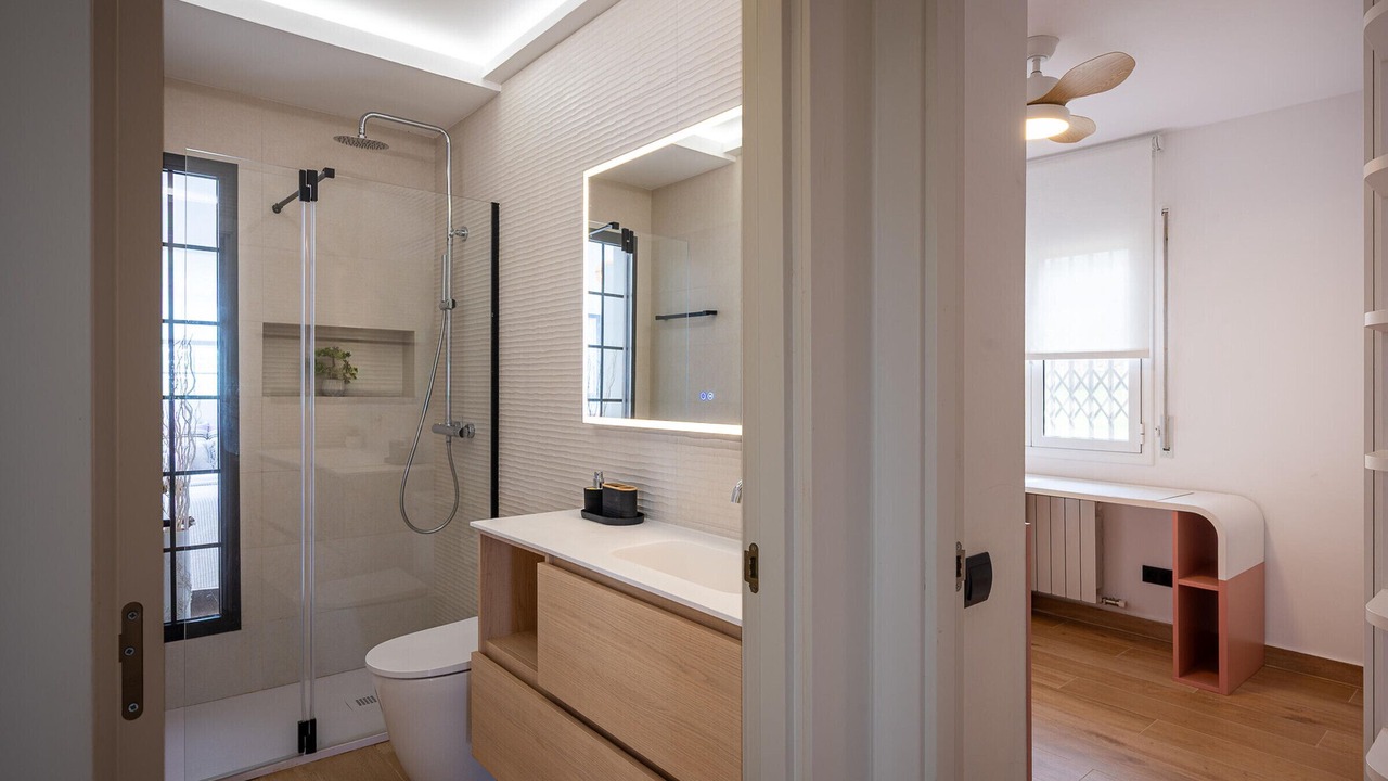 Photo of Bathroom in La Riera de Gaia