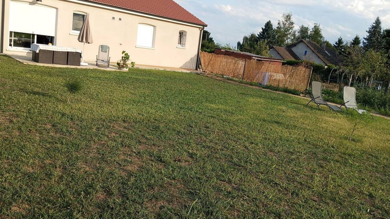 Photo of Outdoor in Cusset