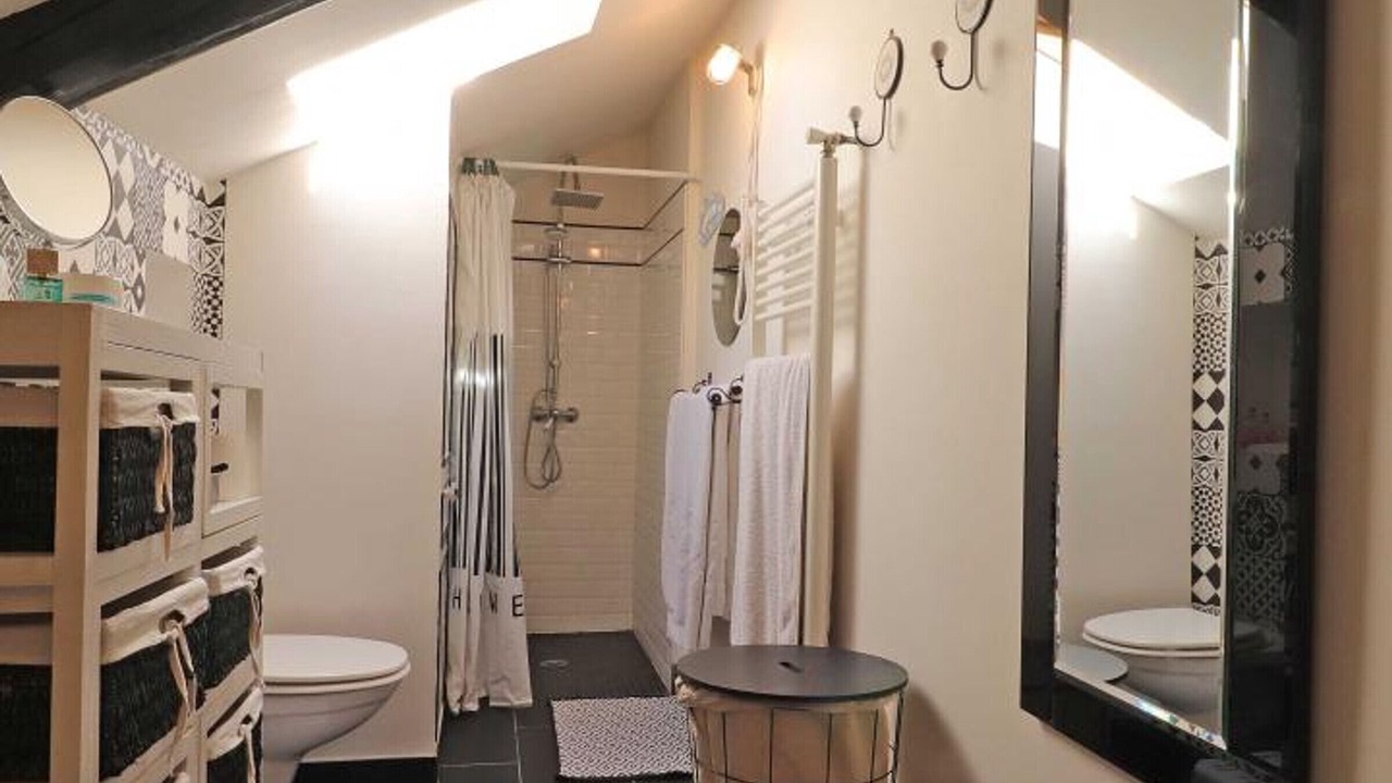 Photo of Bathroom in Vimoutiers