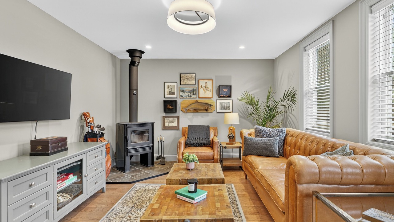 Photo of Livingroom in Collingwood