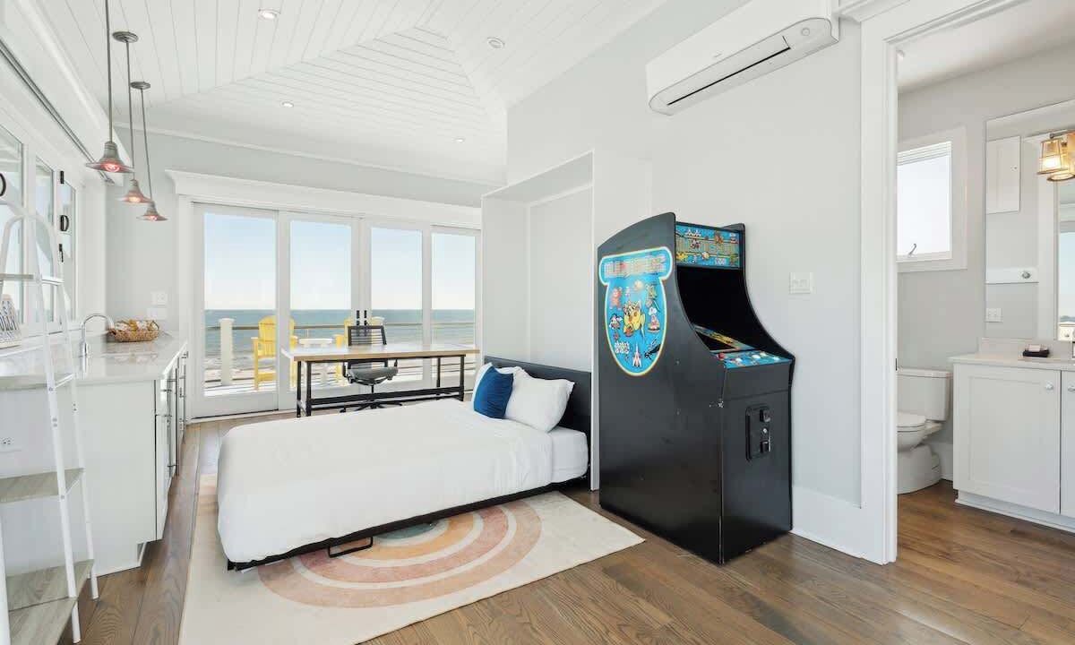 Photo of Bedroom in Folly Beach
