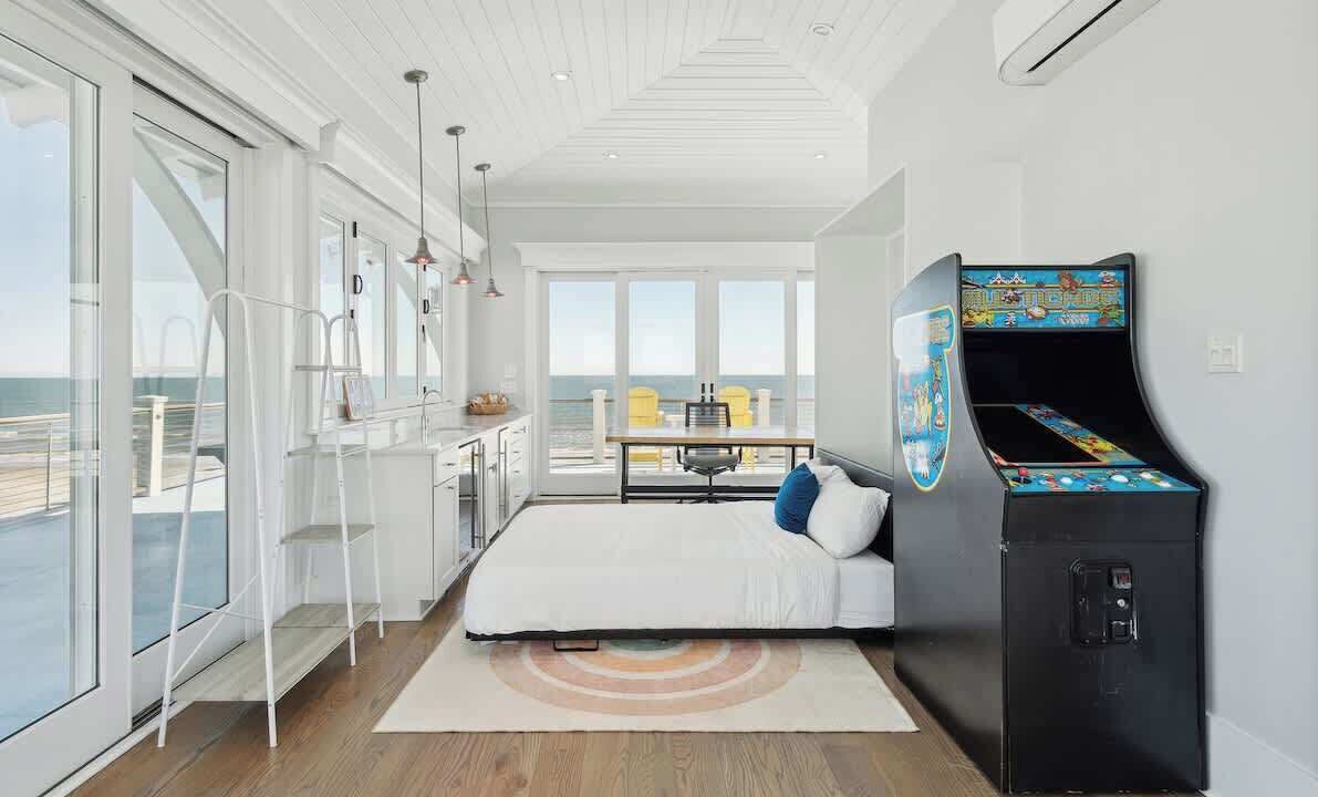 Photo of Bedroom in Folly Beach