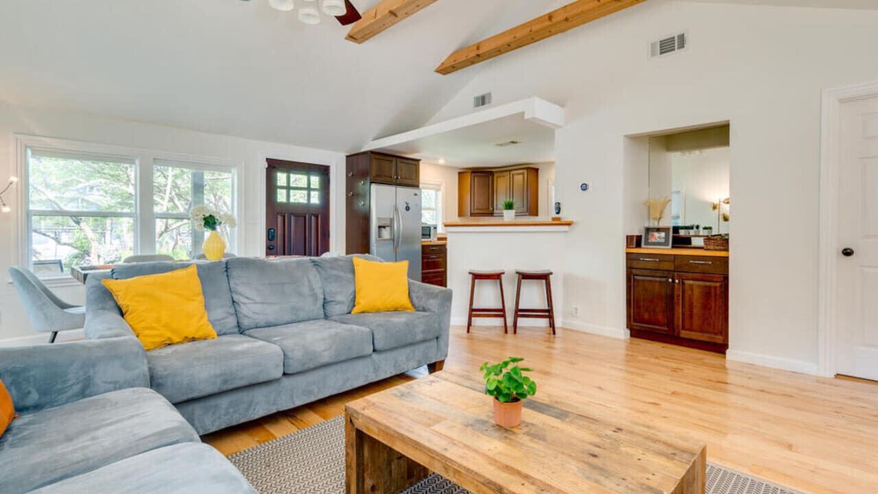 Photo of Livingroom in Zilker