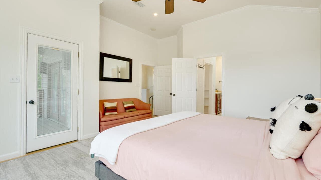 Photo of Bedroom in Zilker