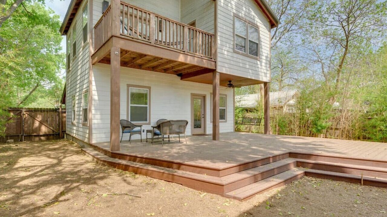 Photo of Patio Balcony in Zilker