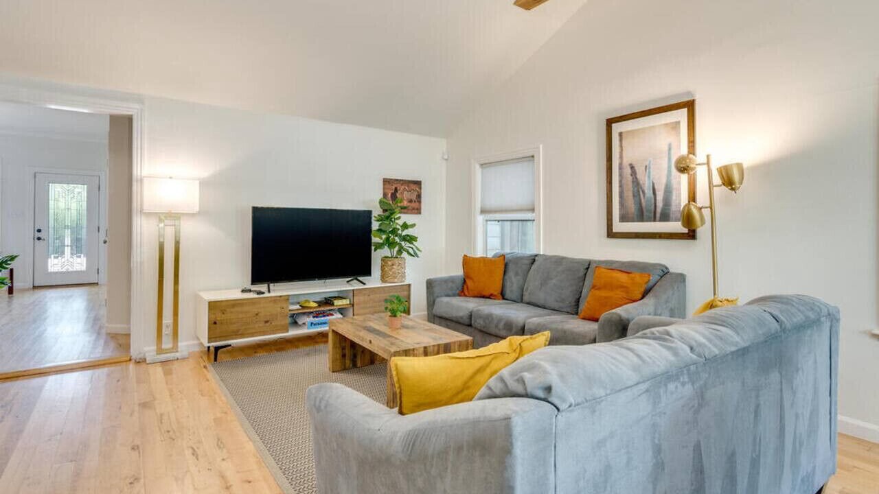 Photo of Livingroom in Zilker