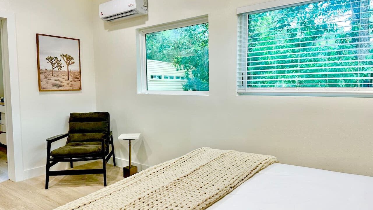 Photo of Bedroom in Govalle