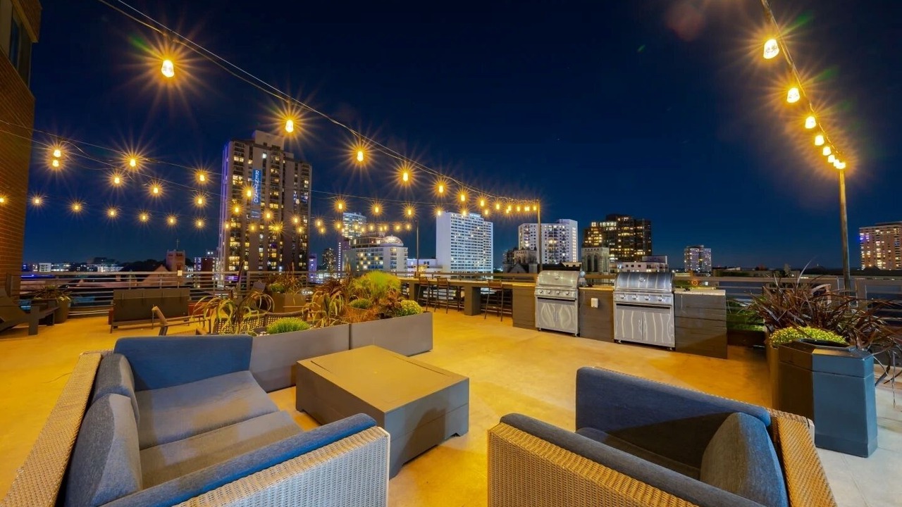 Photo of Patio Balcony in Downtown Minneapolis