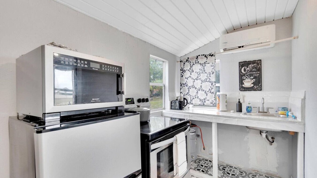 Photo of Kitchen in Wimauma