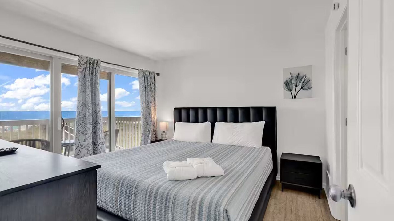 Photo of Bedroom in Ocean Drive