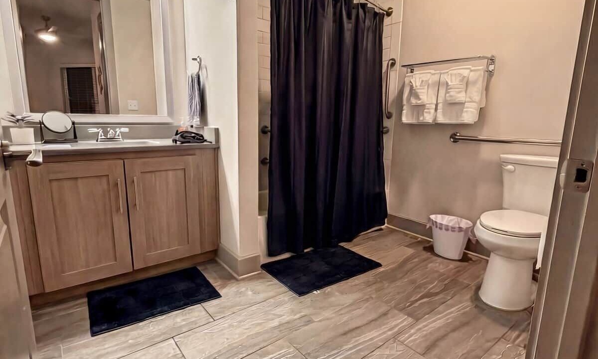 Photo of Bathroom in Las Colinas