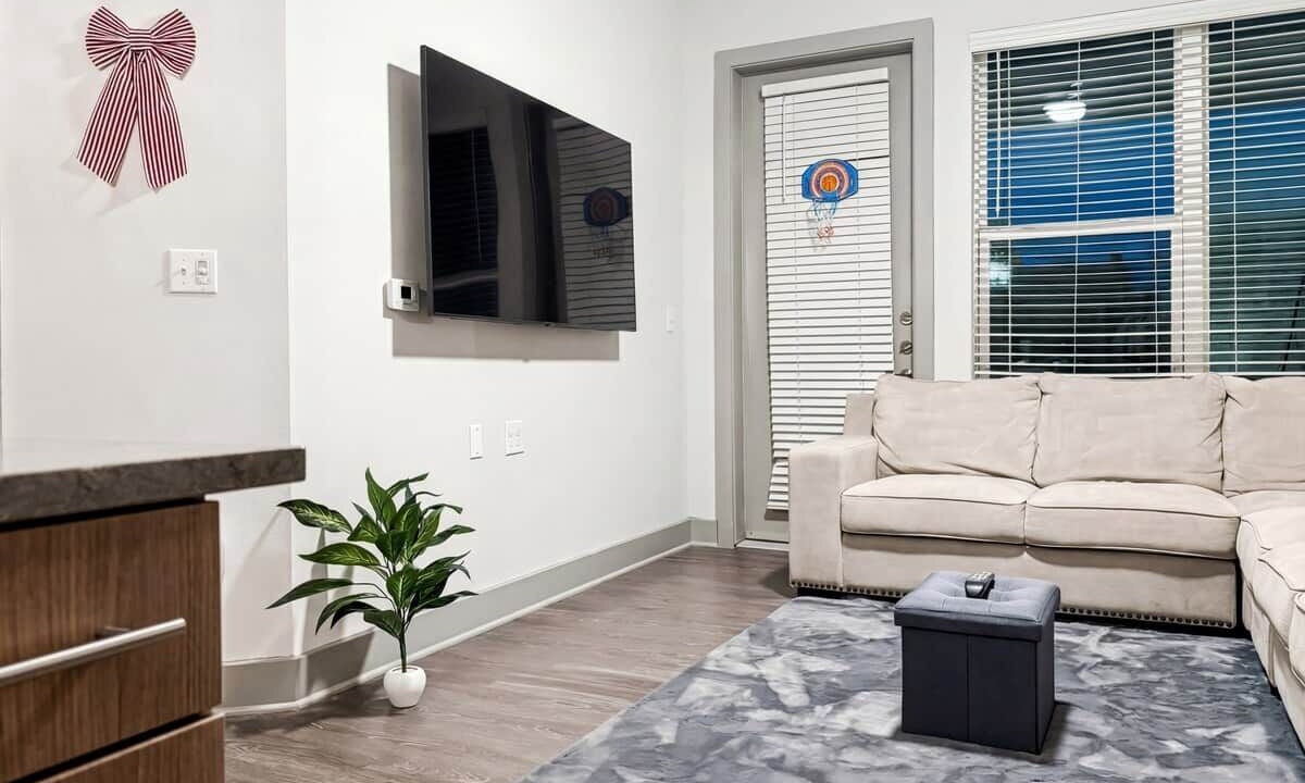 Photo of Livingroom in Las Colinas