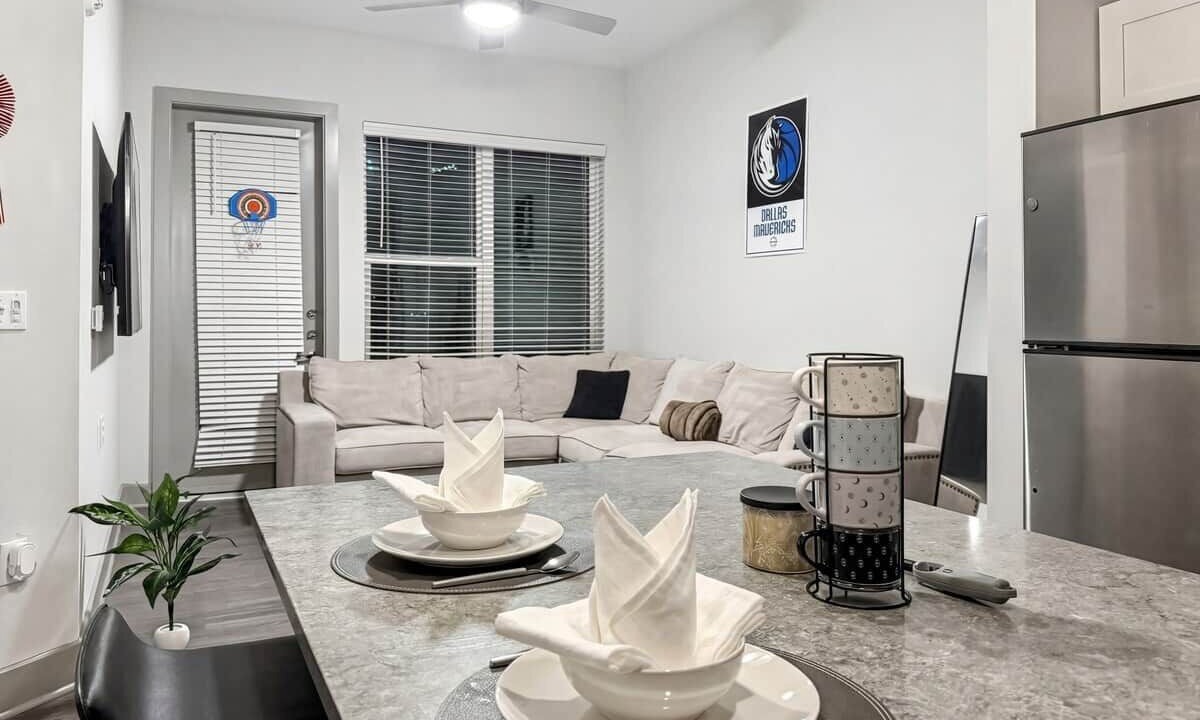 Photo of Livingroom in Las Colinas