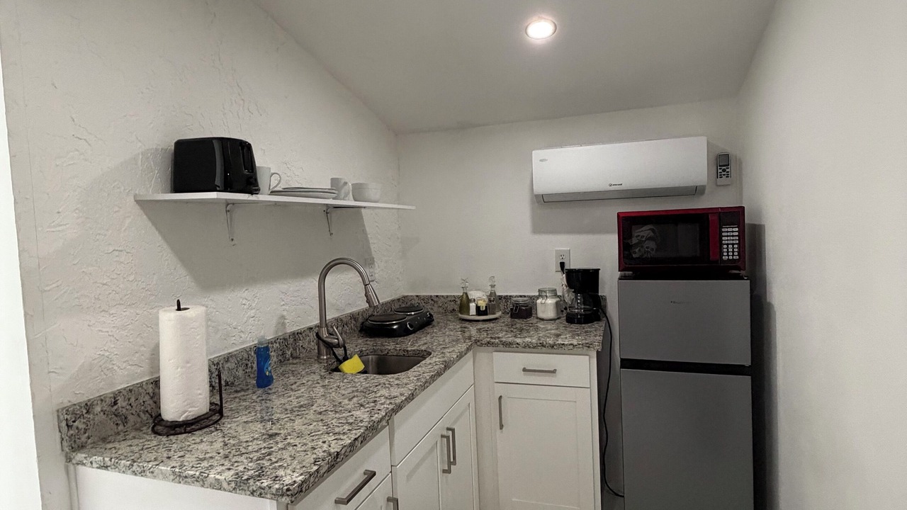 Photo of Kitchen in Pinecrest West Park