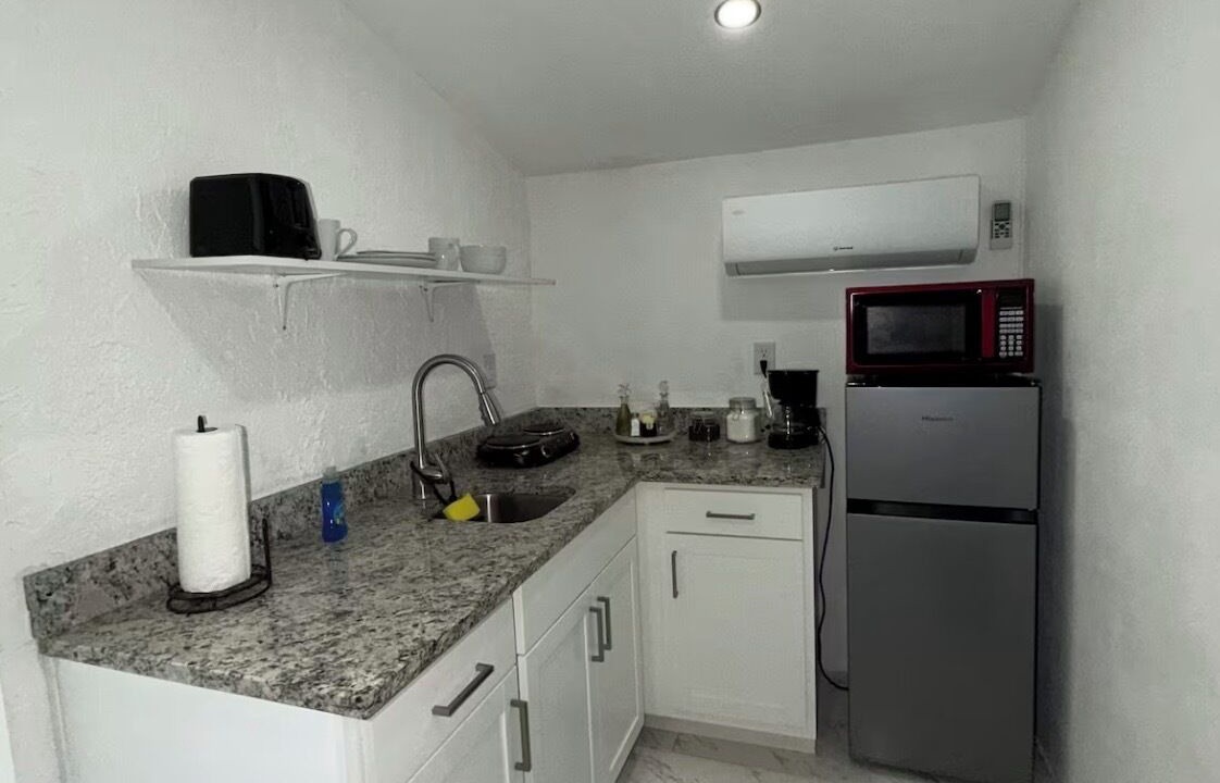 Photo of Kitchen in Pinecrest West Park
