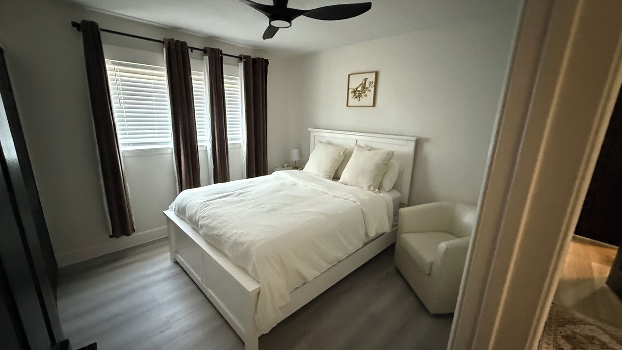 Photo of Bedroom in North San Antonio - SAT