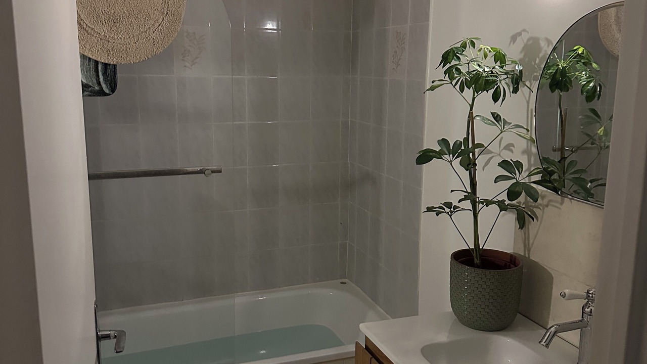 Photo of Bathroom in Aubervilliers