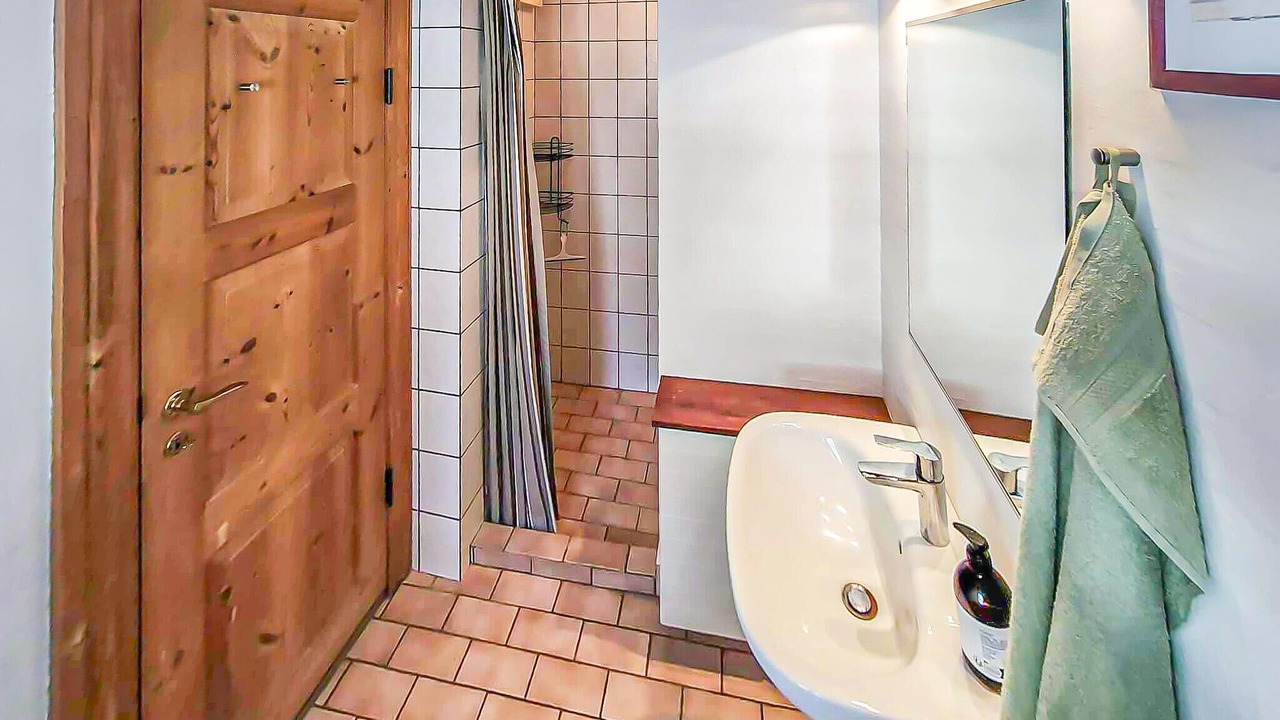 Photo of Bathroom in Skarup
