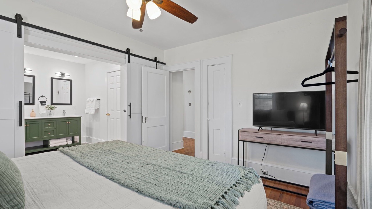 Photo of Bedroom in Sans Souci