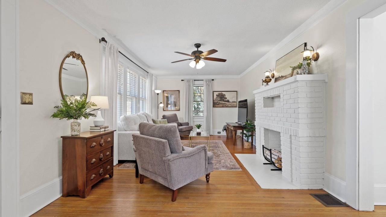 Photo of Livingroom in Sans Souci