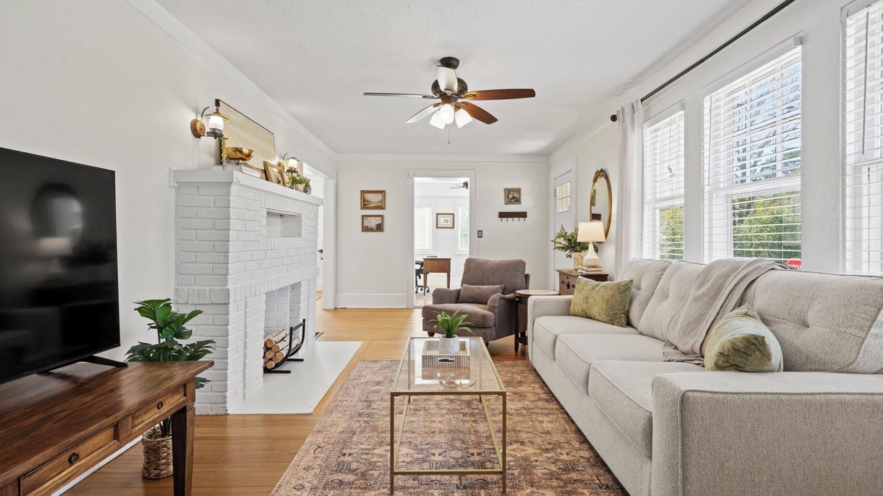 Photo of Livingroom in Sans Souci