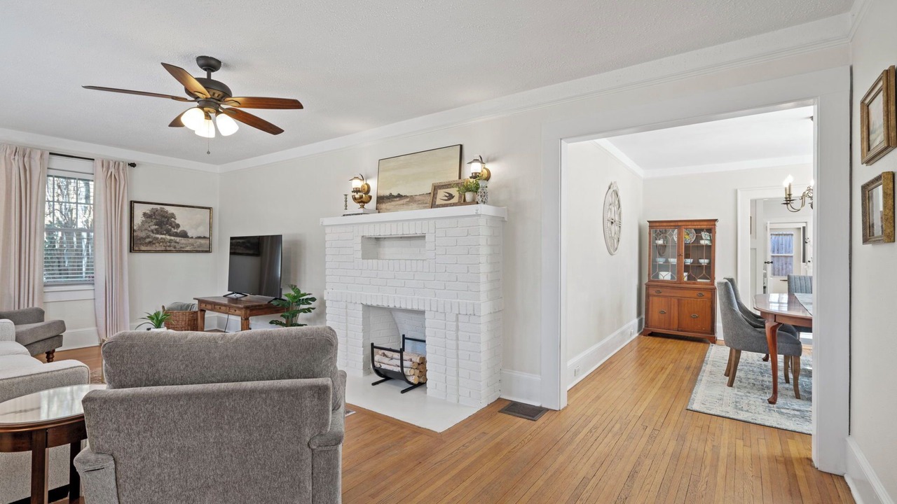 Photo of Livingroom in Sans Souci