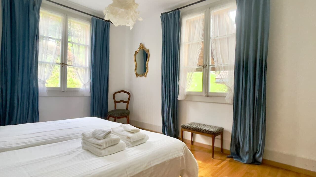Photo of Bedroom in Oberhofen am Thunersee