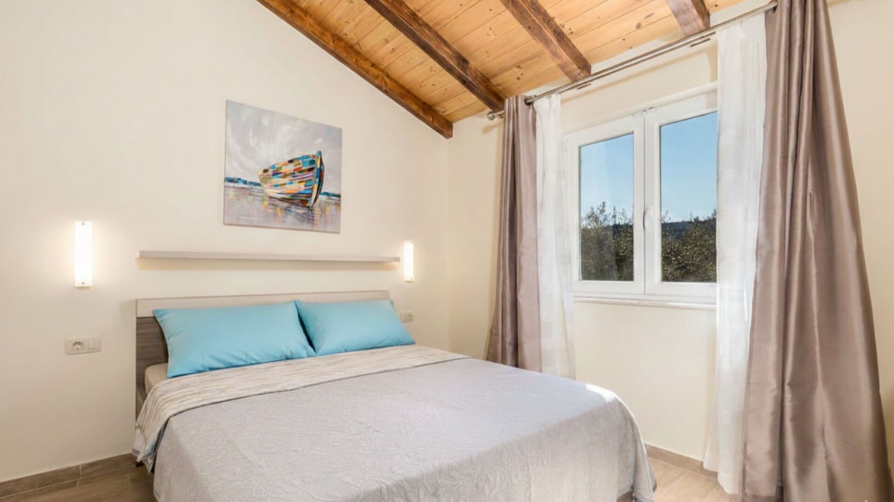 Photo of Bedroom in Rab