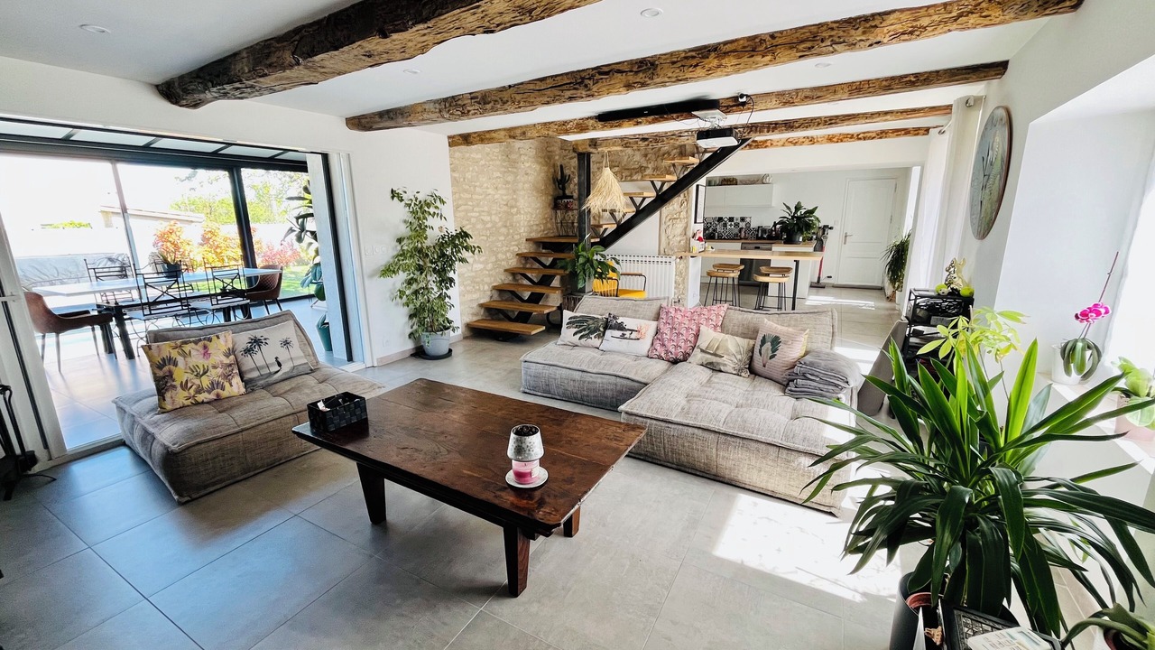 Photo of Livingroom in Combefa