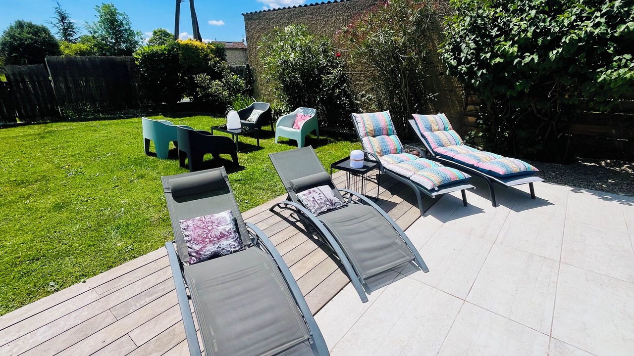 Photo of Patio Balcony in Combefa