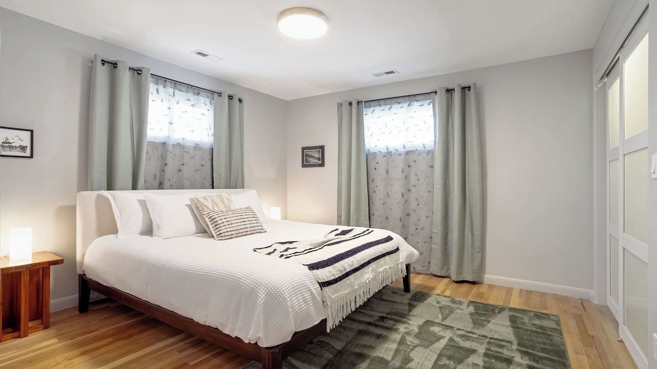 Photo of Bedroom in Barths