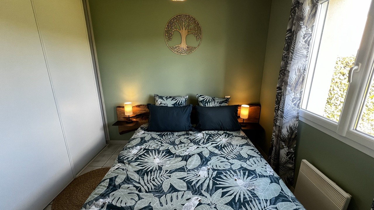 Photo of Bedroom in Montans