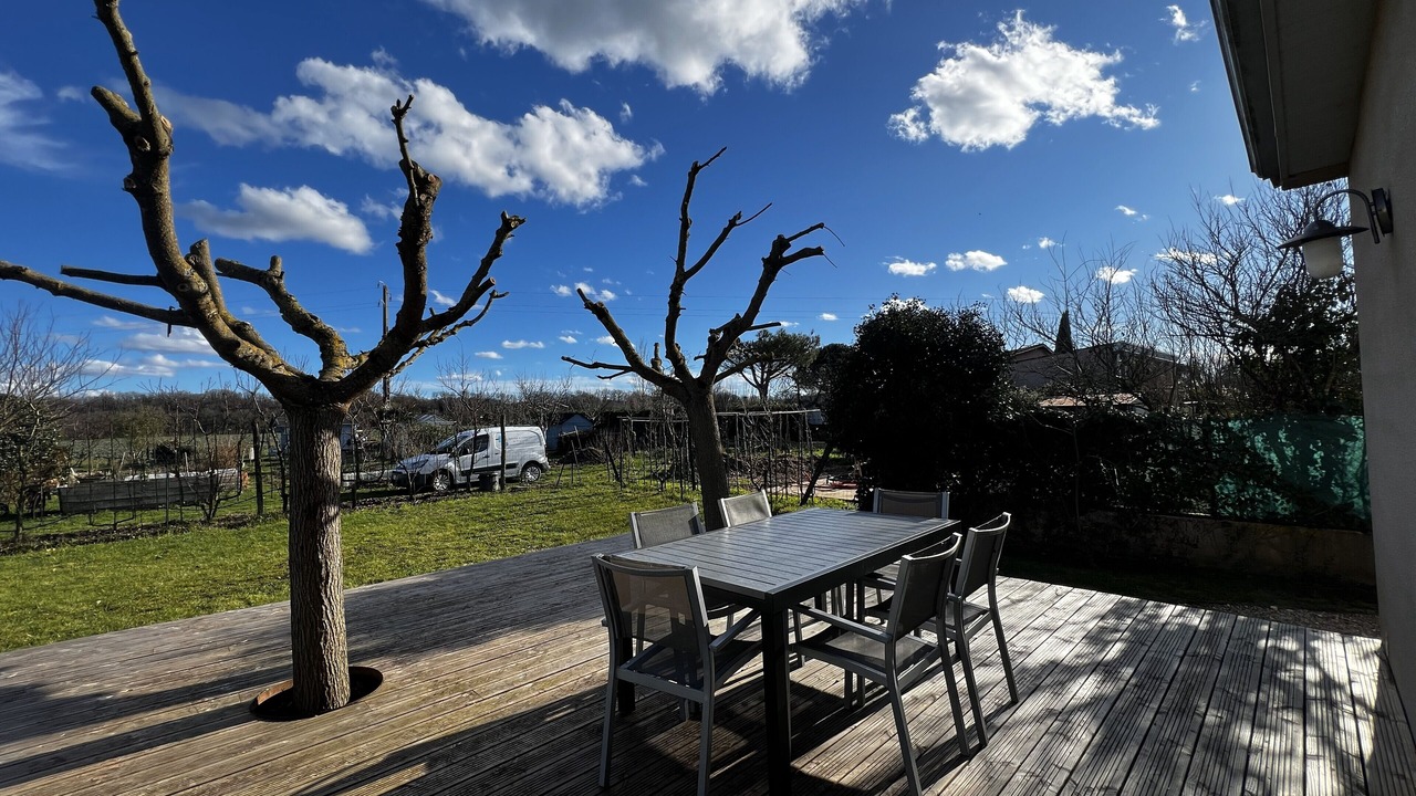 Photo of Outdoor in Montans