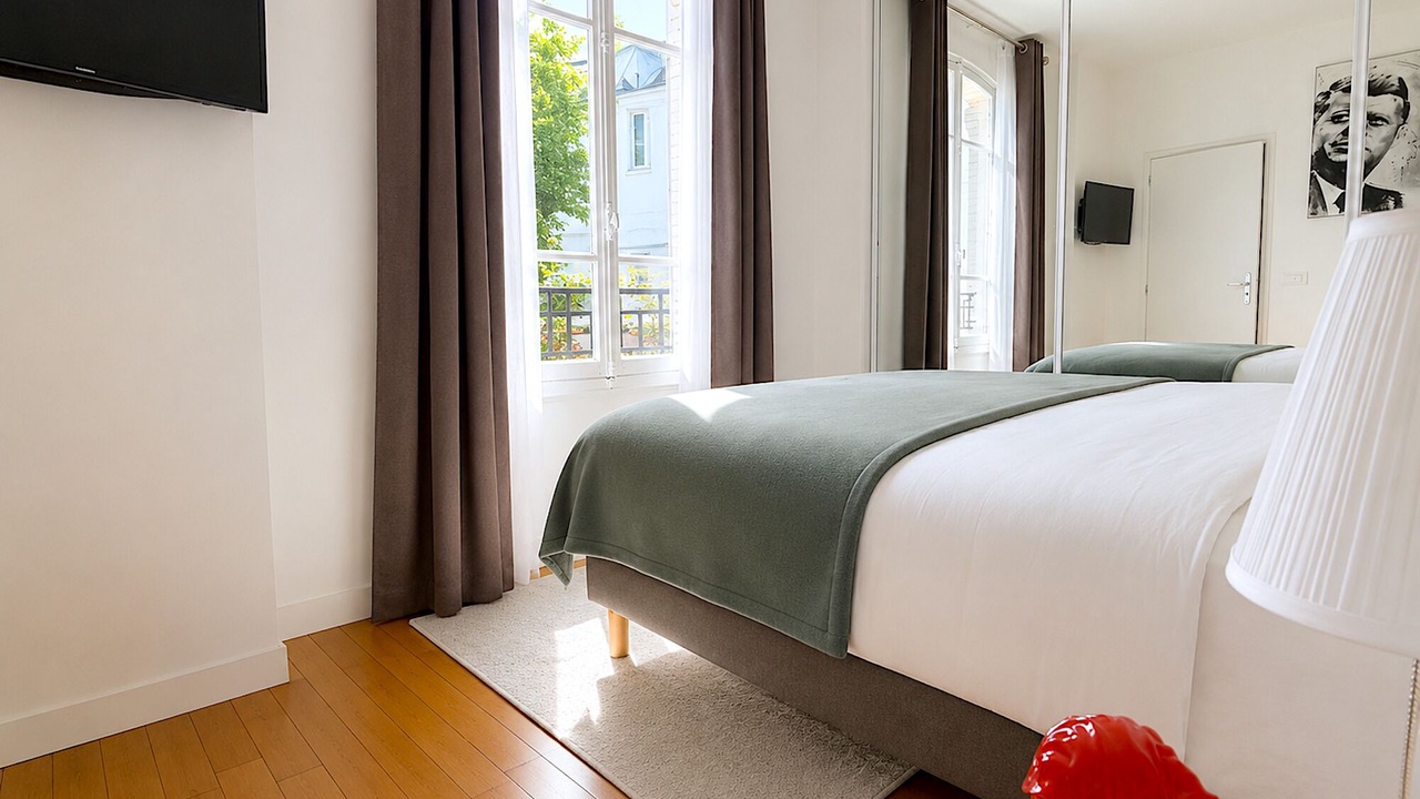 Photo of Bedroom in Passy
