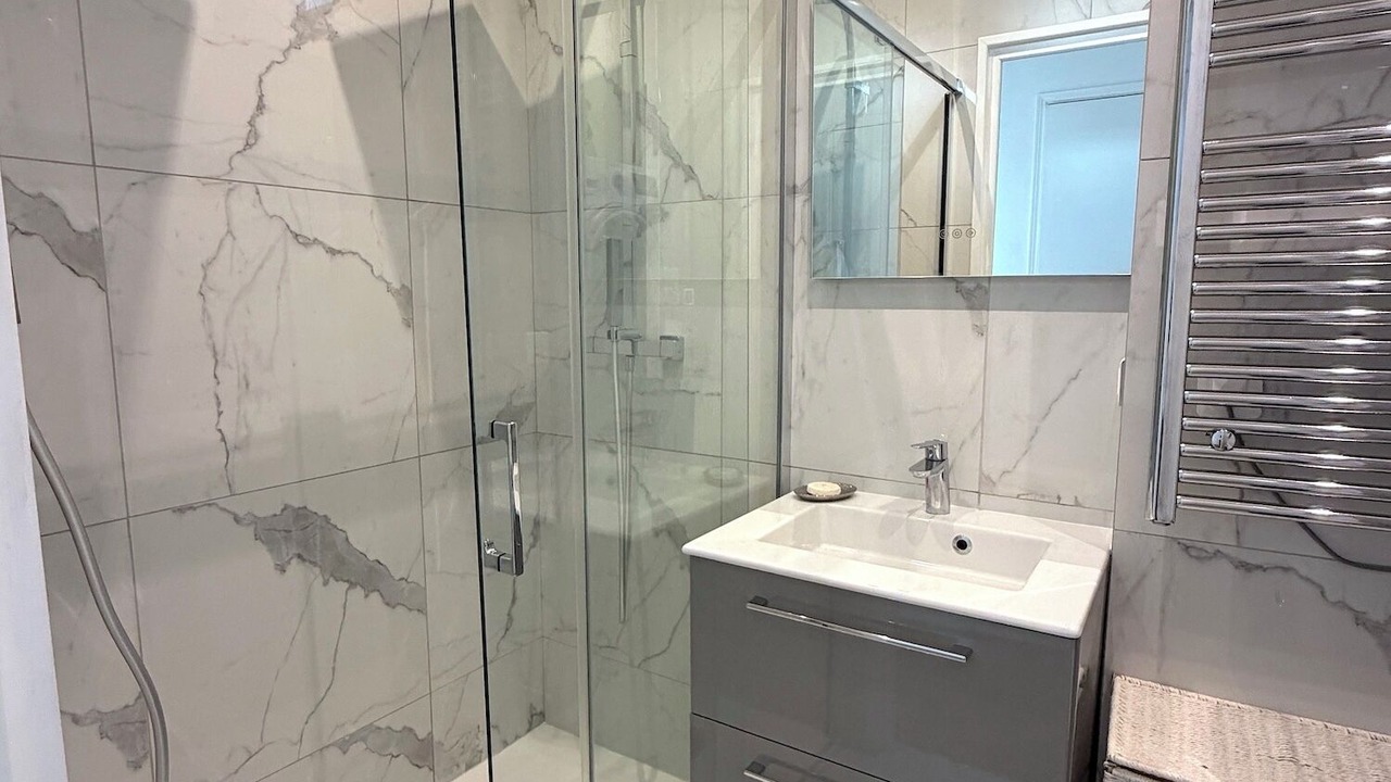 Photo of Bathroom in Passy