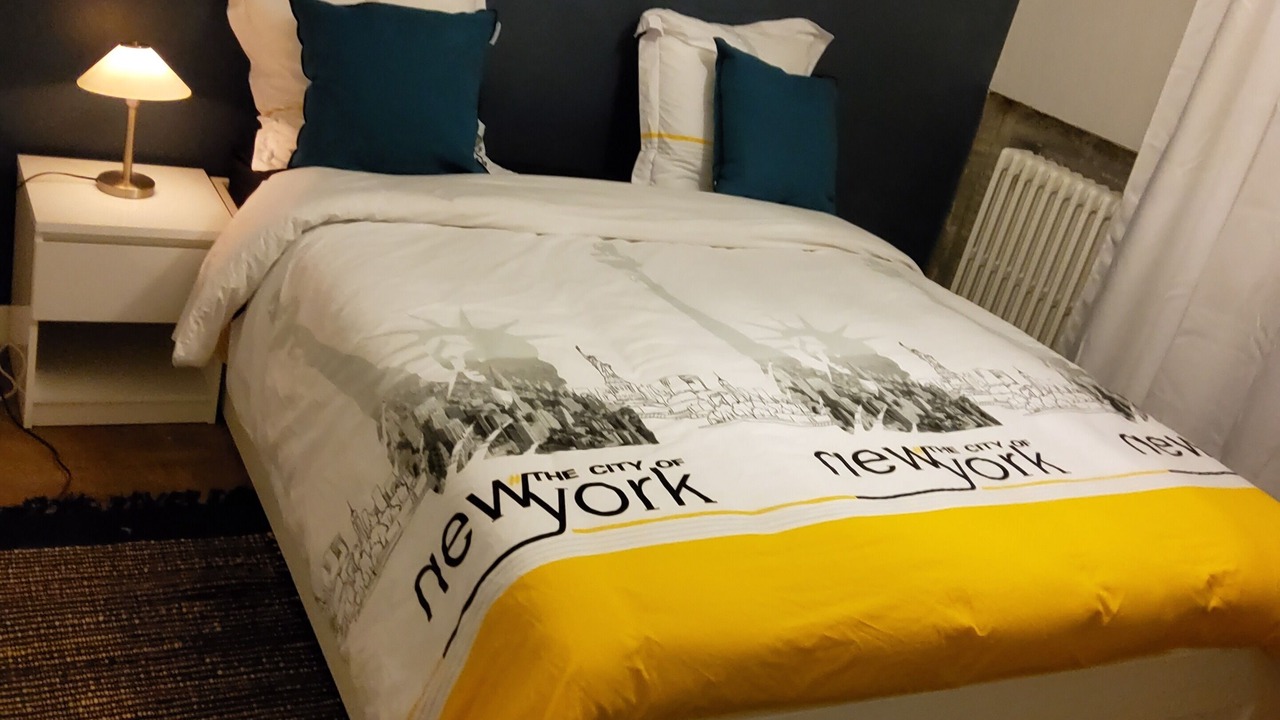 Photo of Bedroom in Bondoufle