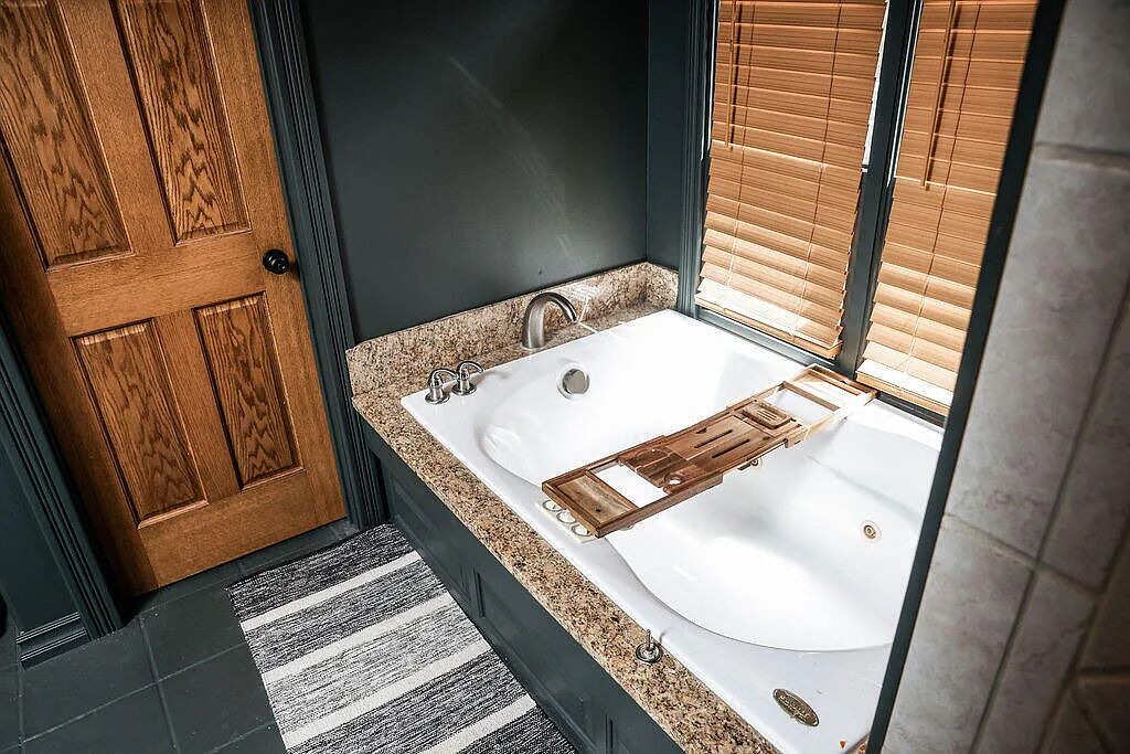 Photo of Bathroom in Treece