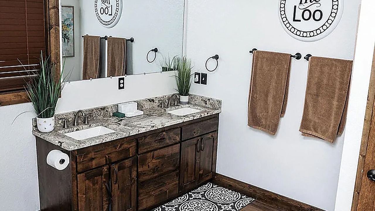 Photo of Bathroom in Treece
