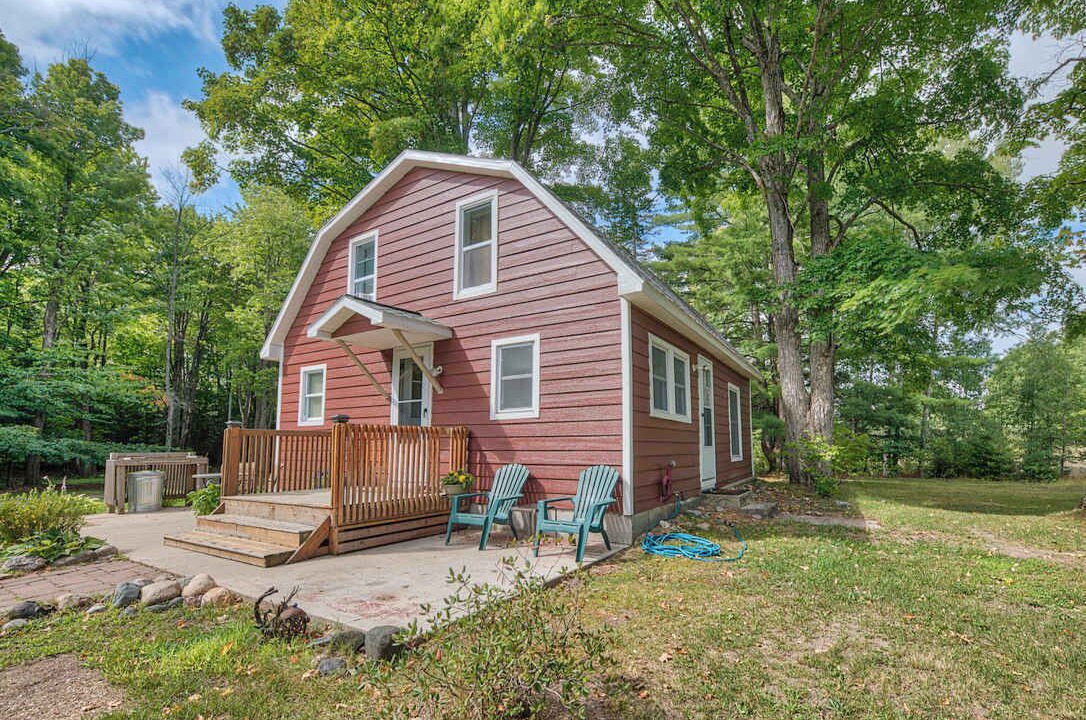 Photo of Outdoor in Levering