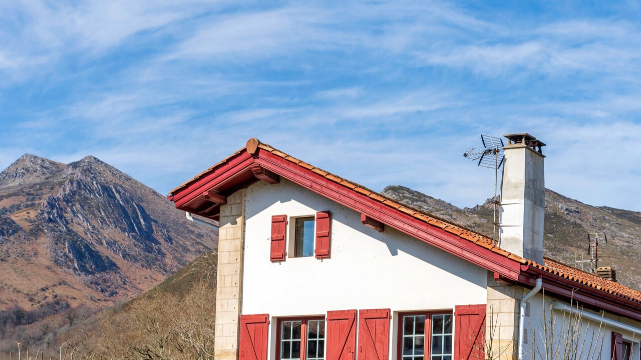 Photo of Outdoor in Sare