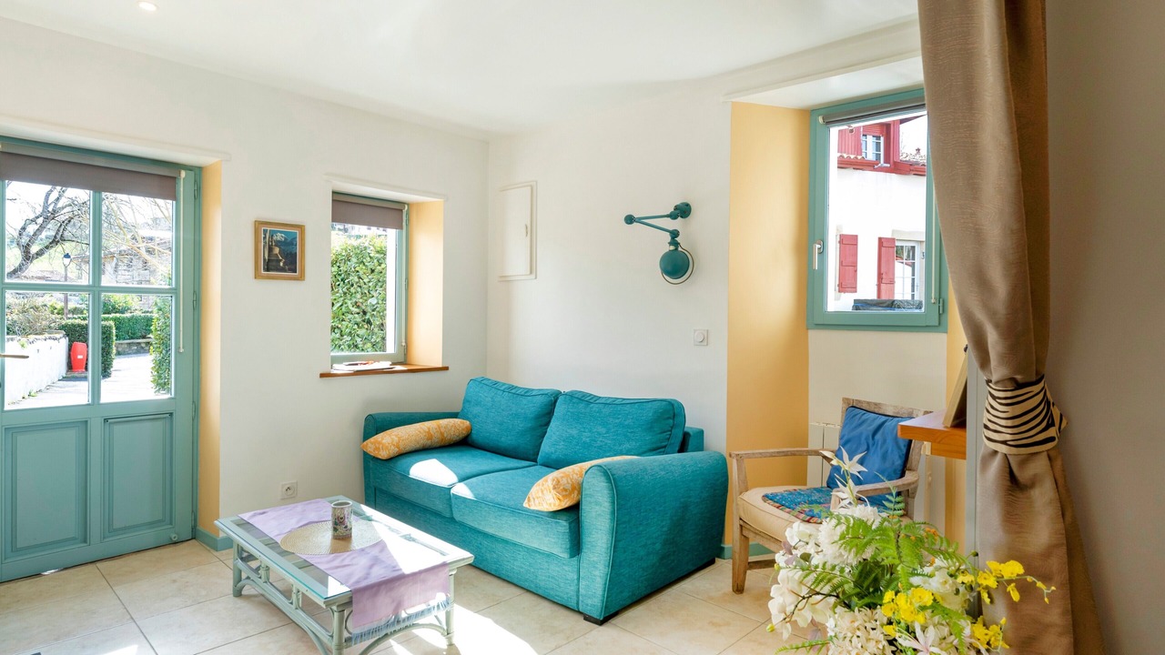 Photo of Livingroom in Sare