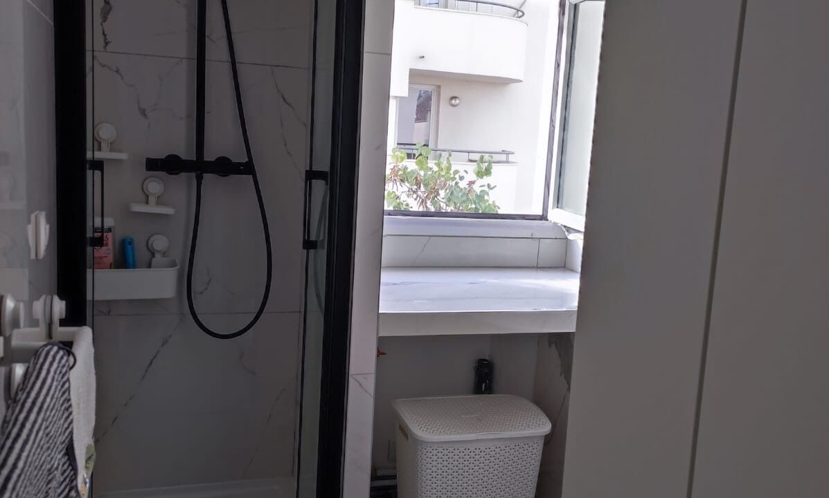 Photo of Bathroom in Lognes
