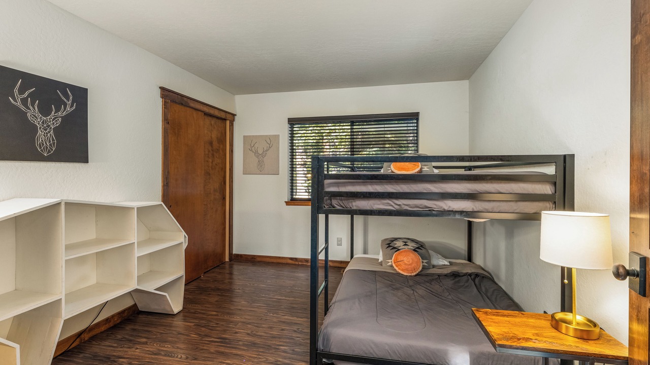 Photo of Bedroom in Kingswood Estates