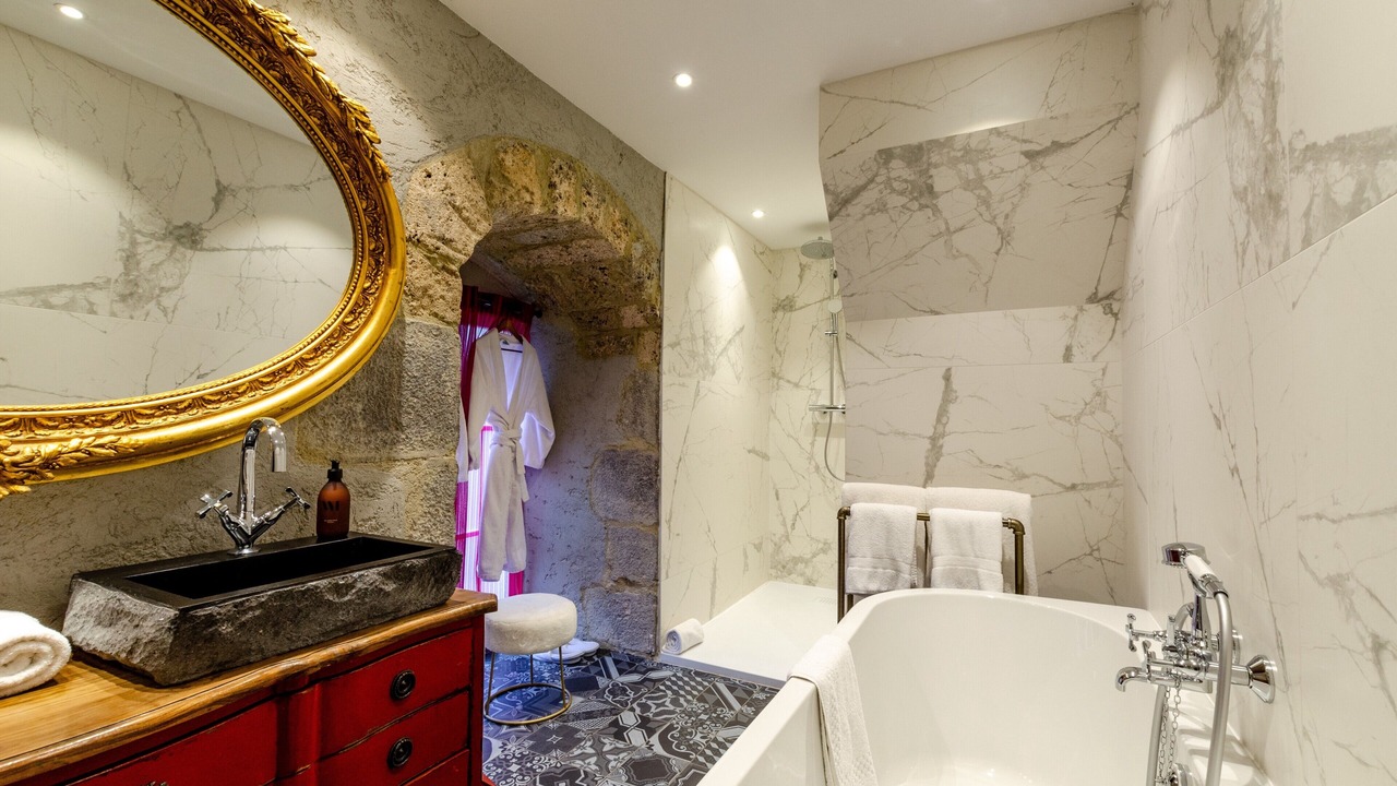 Photo of Bathroom in Cruet