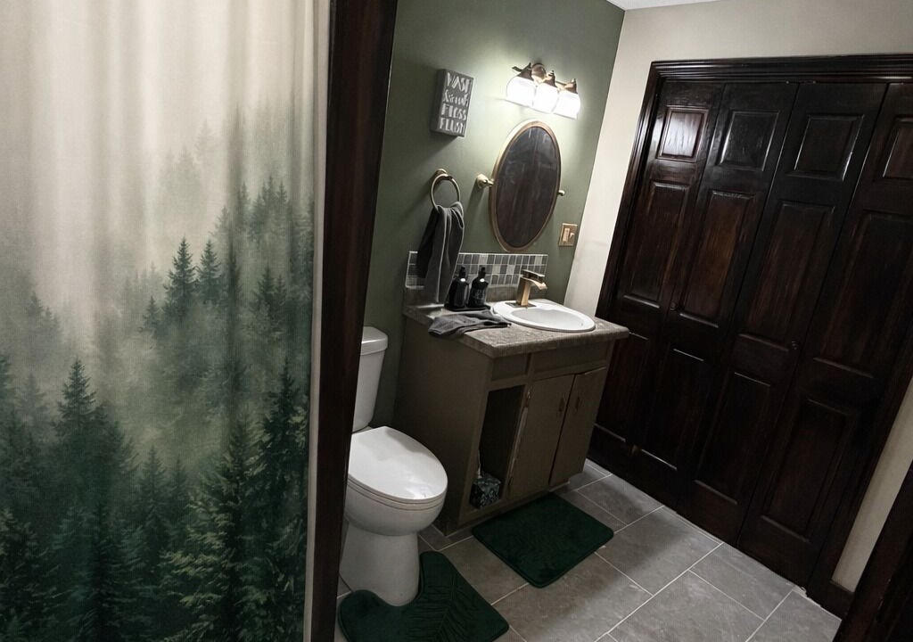 Photo of Bathroom in Shelbyville