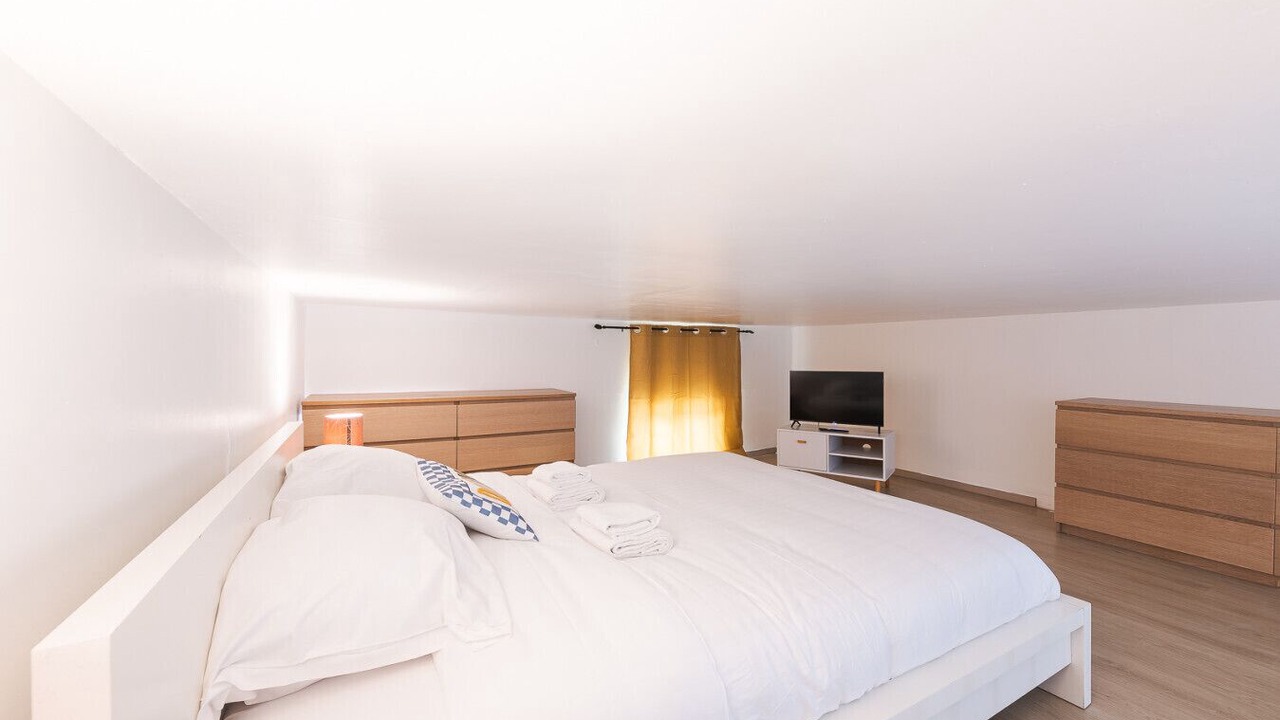 Photo of Bedroom in Neuilly-Plaisance