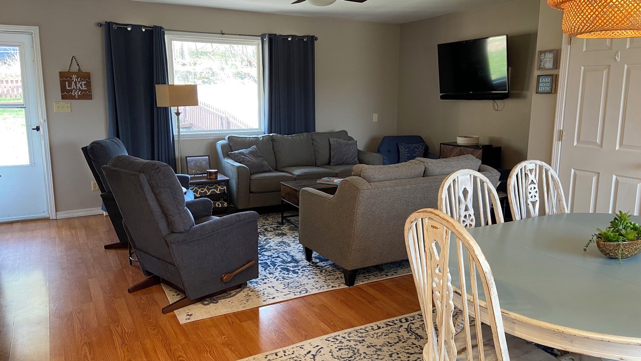 Photo of Livingroom in Shell Knob