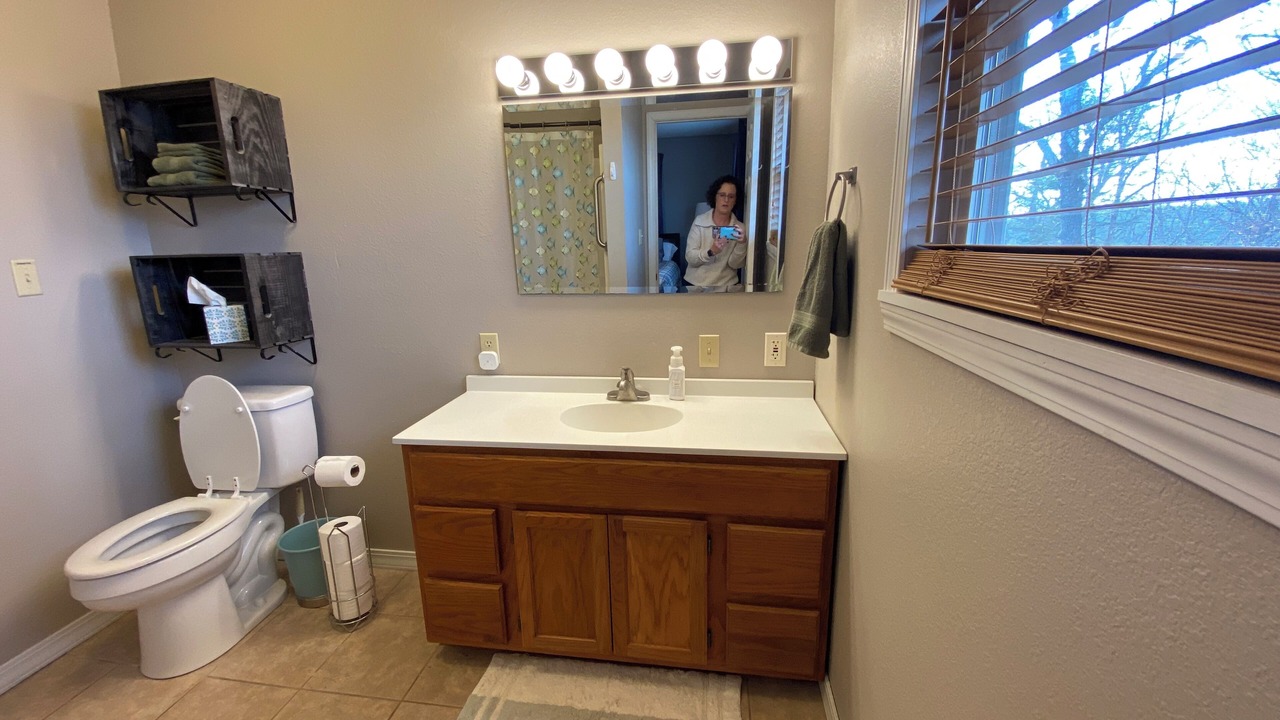 Photo of Bathroom in Shell Knob