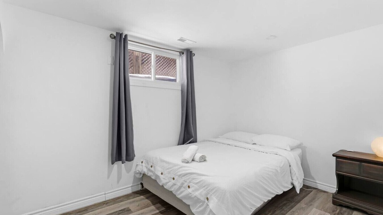 Photo of Bedroom in Port Weller